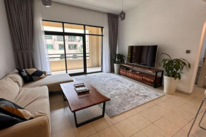 1 Bedroom Apartment Plus Office Space in Dubai